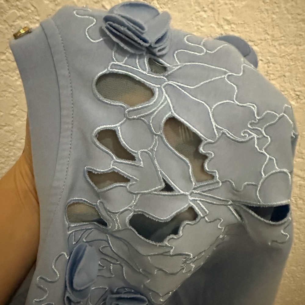 Blue tee - Picture 7 of 8